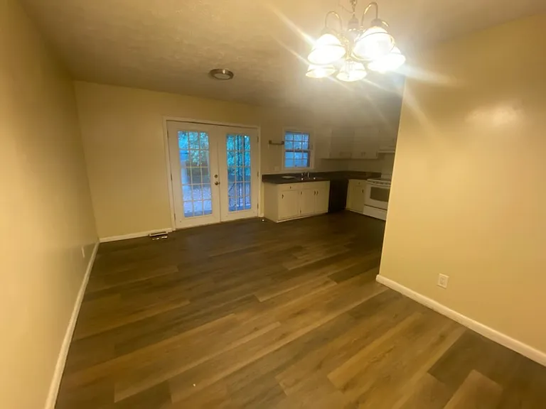733 Goodyear Dr — Photo 16