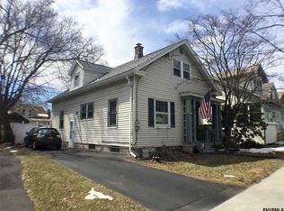 52 Kent St, Albany, NY 12206