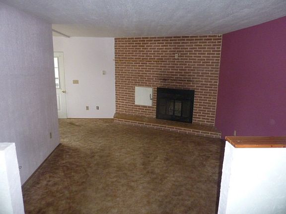 3rd image of 1011 S 61st St
