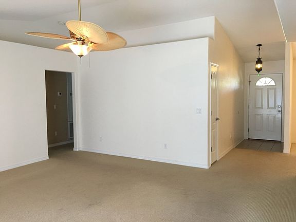 2nd image of 1922 Everglades Dr