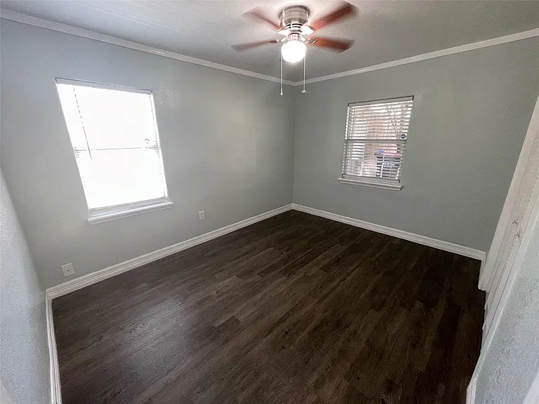 13809 Hershe St — Photo 10