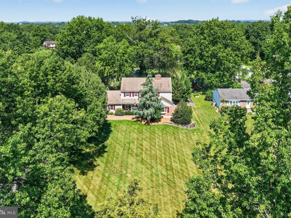 1006 Weikel Rd, Lansdale, PA 19446