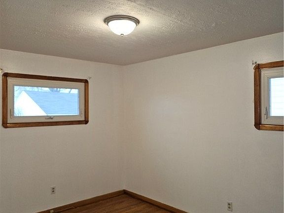 5th image of 6076 Greene Dr