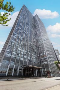 655 W Irving Park Rd APT 2403, Chicago, IL, 60613