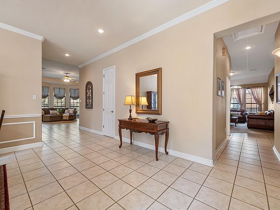 5th image of 15016 Thatcher Dr