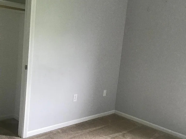 4424 SE Michigan Ave — Photo 14