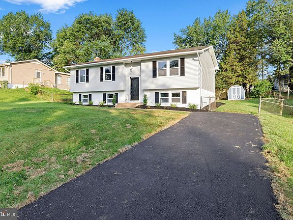 2nd image of 224 Austin Dr