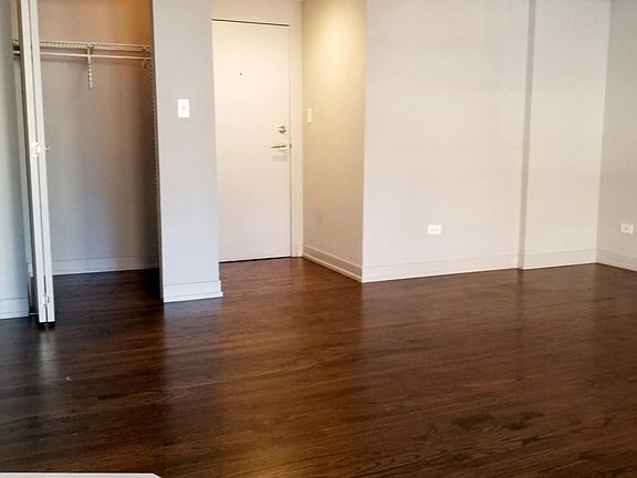 5th image of 6106 N Kenmore Ave #108