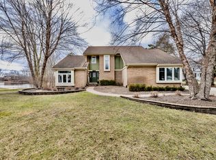 21975 Garfield Rd, Northville, MI 48167