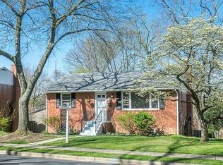 2332 N Dickerson St, Arlington, VA 22207