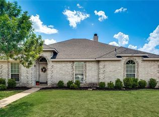 117 Clover Leaf Ln, Red Oak, TX 75154