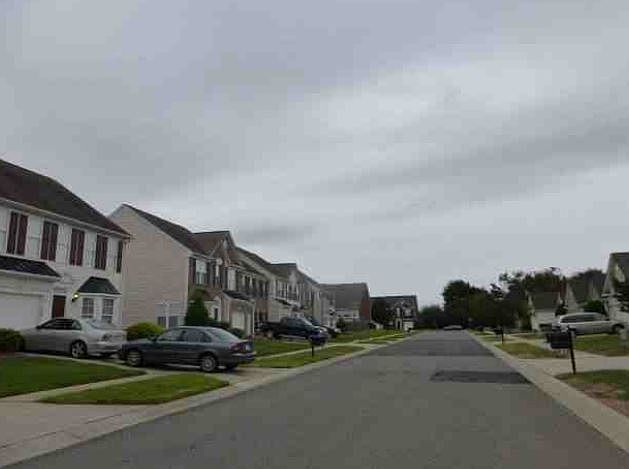 2nd image of 2118 Mondo Ln