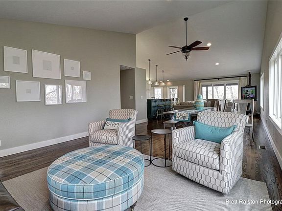 3rd image of 20431 Garland Ln