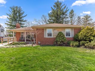 29685 Ravine Dr, Livonia, MI 48152