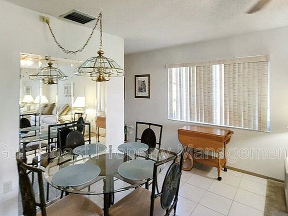 3rd image of 390 301st Blvd W Unit 3A