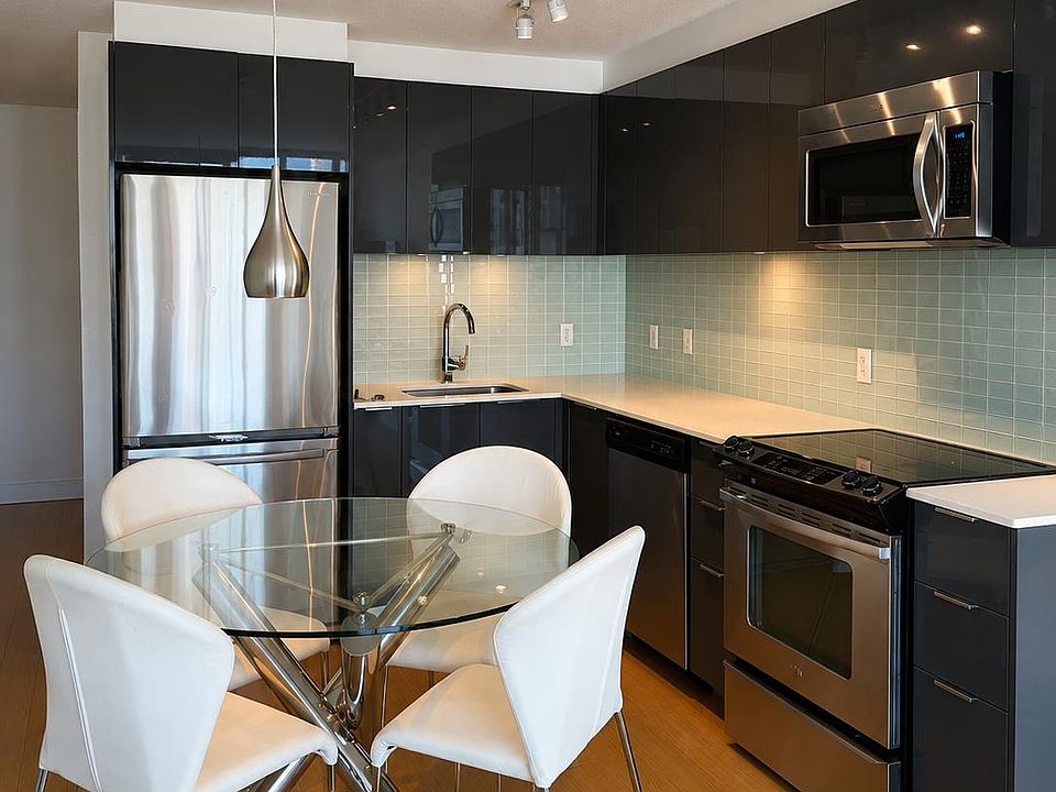 1st image of 1325 Rolston St #702