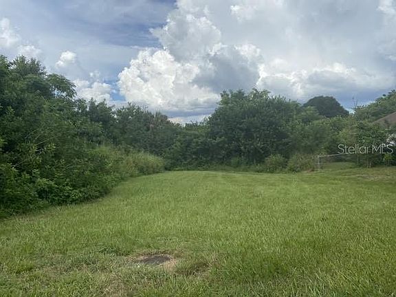5th image of 0 Avenue Y NE