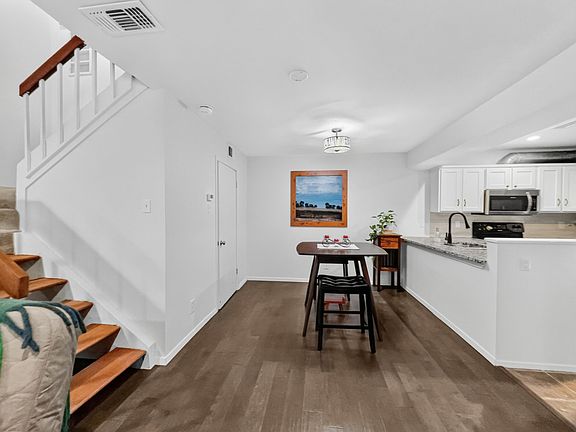 5th image of 14800 Enterprise Dr APT 14B