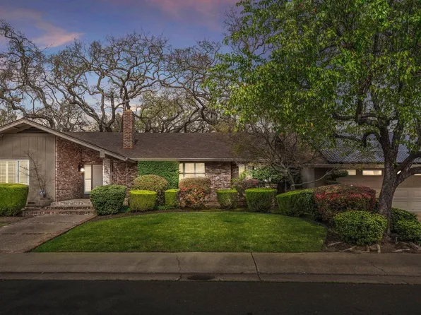 7221 Woodside Dr, Stockton, CA 95207