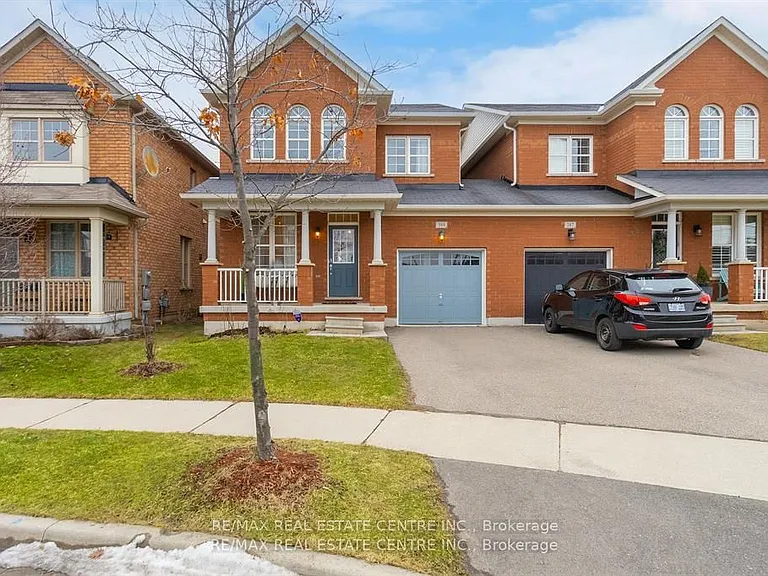1 Nairn Cir #389 — Photo 1