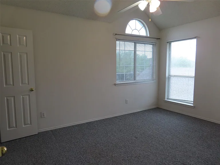 3098 Wildflower Way — Photo 16