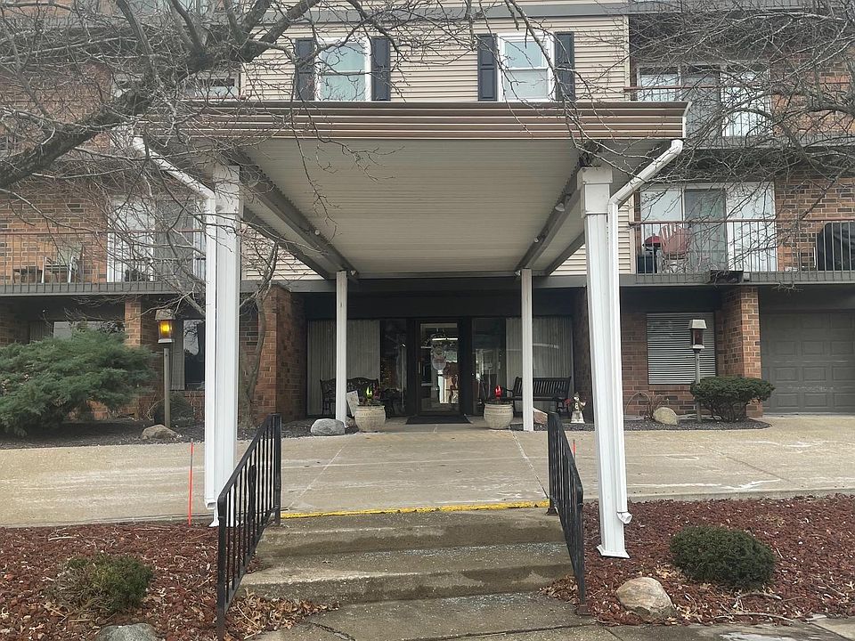 1st image of 906 W Loire Ct Unit C-2