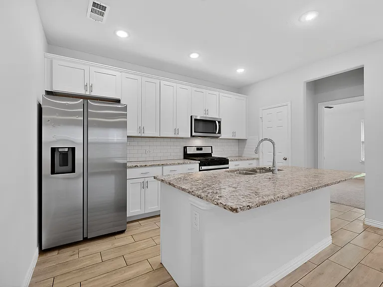 4009 Mockingbird Ln — Photo 8
