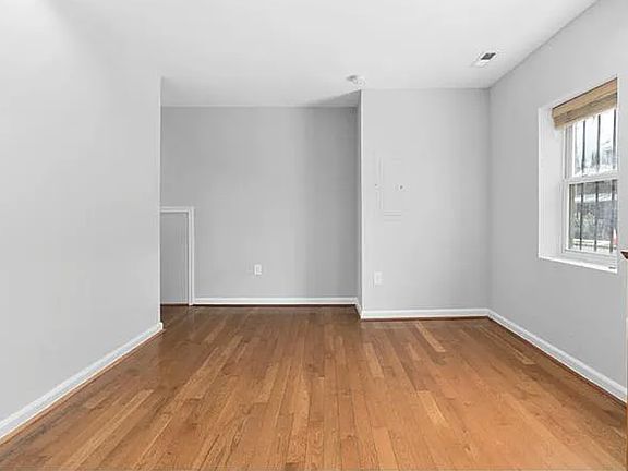 4th image of 443 20th St NE