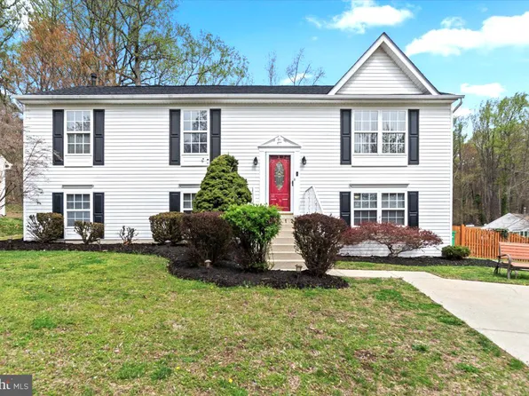 3012 Tinker Dr, Fort Washington, MD 20744