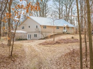 11660 Farm School Rd, Durand, IL 61024