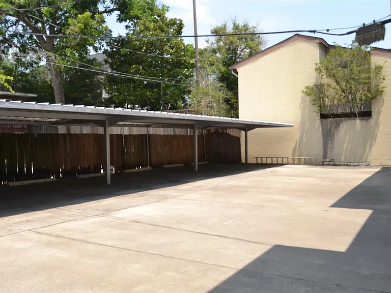 1710 Brun St #10 — Photo 15