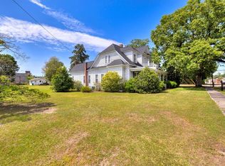 10 Briggs Ave, Summerton, SC 29148