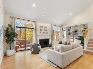 7 Wainwright Rd UNIT 15, Winchester, MA 01890