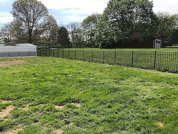 Backyard aluminum fence