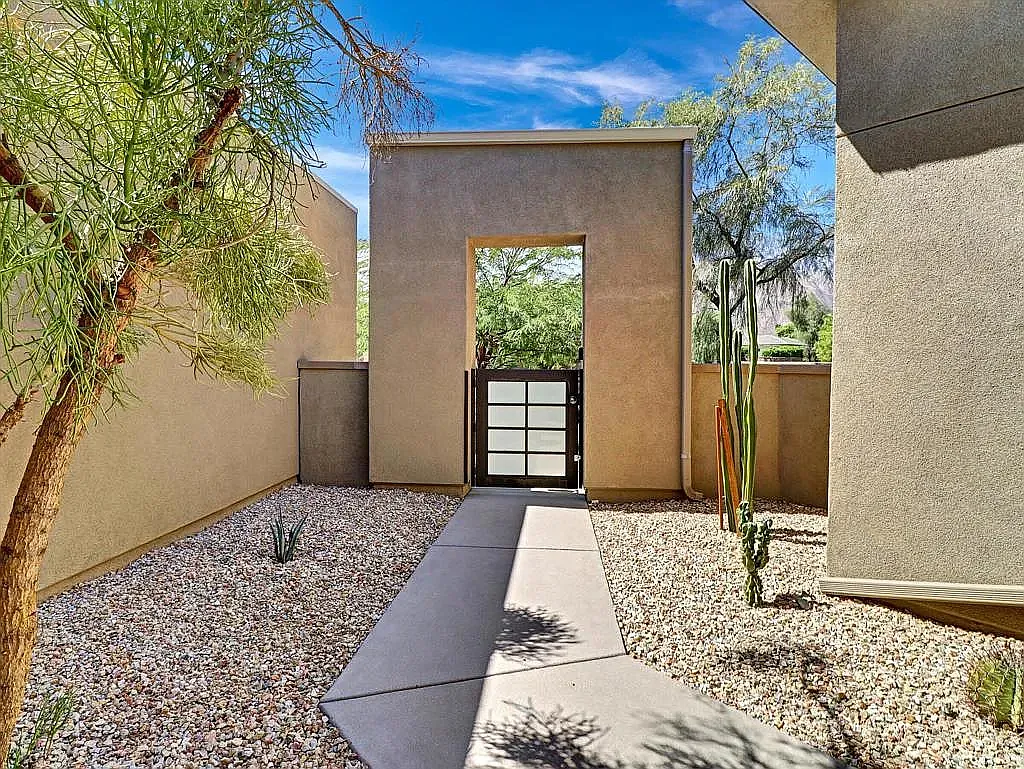 1702 Sienna Ct — Photo 3