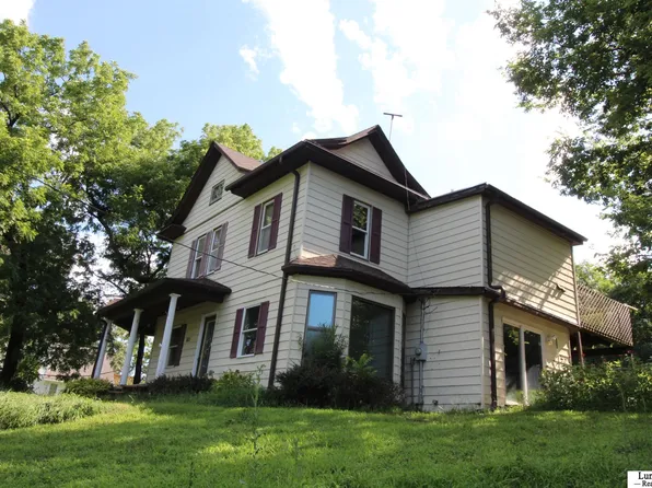 801 2nd St, Peru, NE 68421