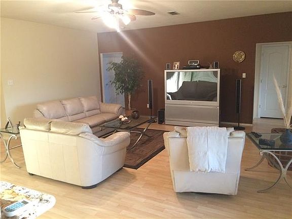 3rd image of 6908 Misty Meadow Ln