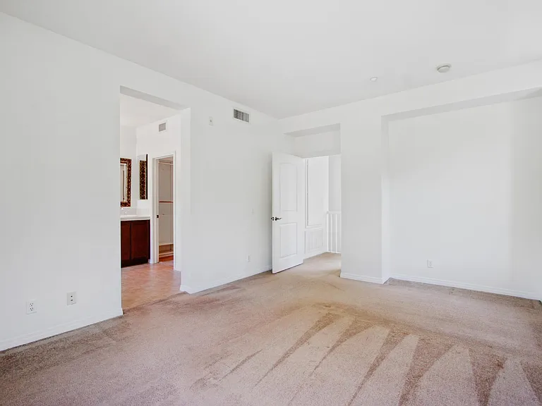 46 Playa Cir #J — Photo 9