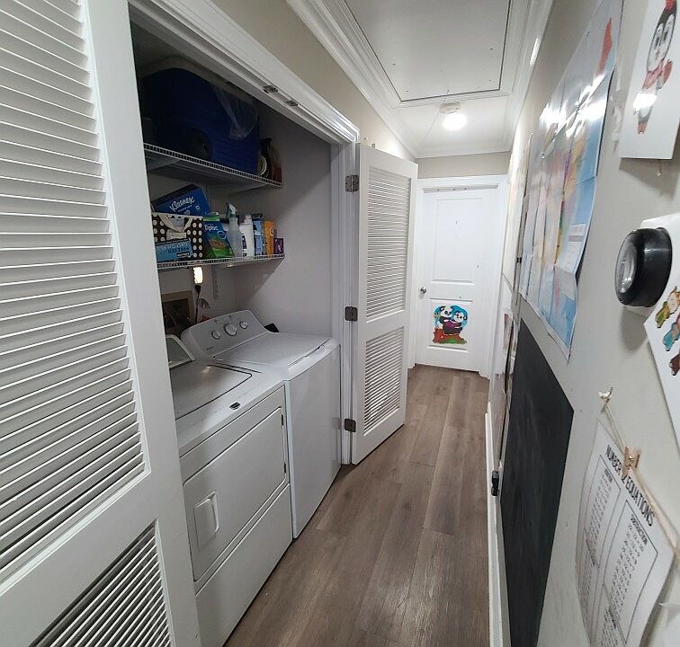 Washer Dryer Included