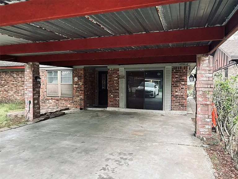 415 Zinn Dr — Photo 7