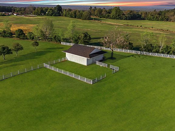 5th image of 173 McElmurray Rd
