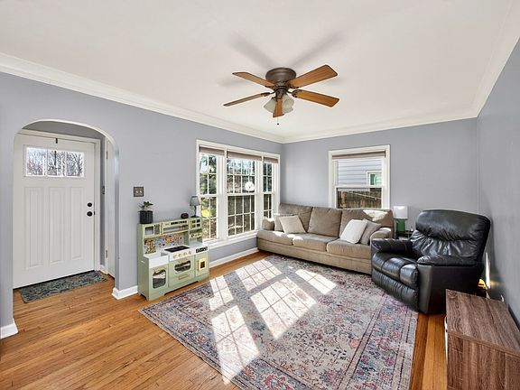 5th image of 1712 34th St