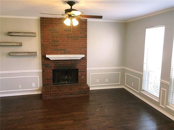 3rd image of 1116 Coker Dr