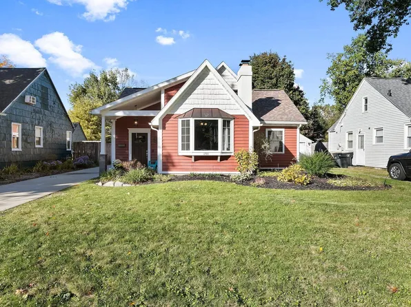 1701 Sunnymede Ave, South Bend, IN 46615