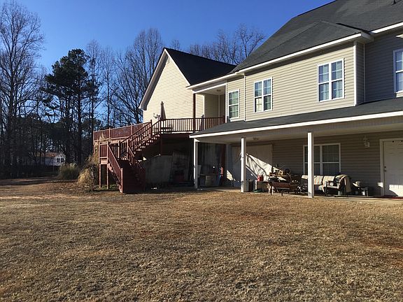 2nd image of 26 Renee Dr