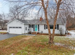 13 Longmeadow Dr, Brewer, ME 04412
