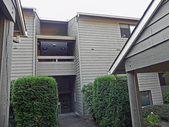 1st image of 12709 NE 116th St APT C303