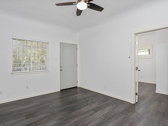 4th image of 3016 40th St