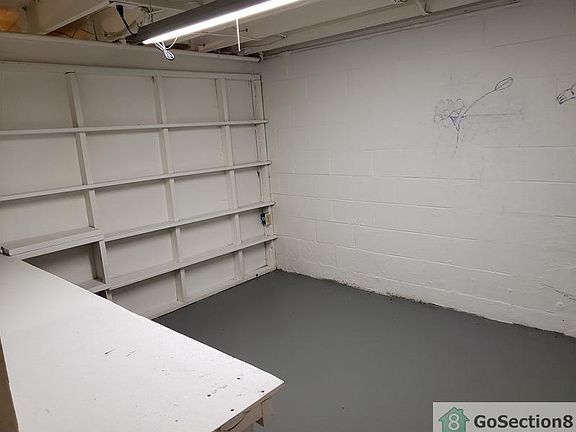 5th image of 204 Reasor Dr