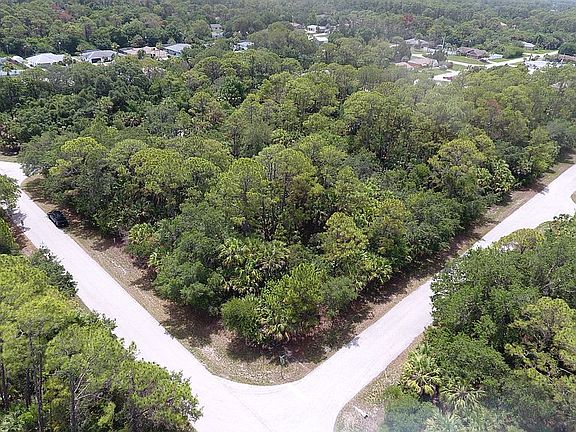 4th image of 18103 Koala Ave